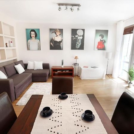 Cosy And Bright- Golden Apartments- Old Town Varsovia Exterior foto